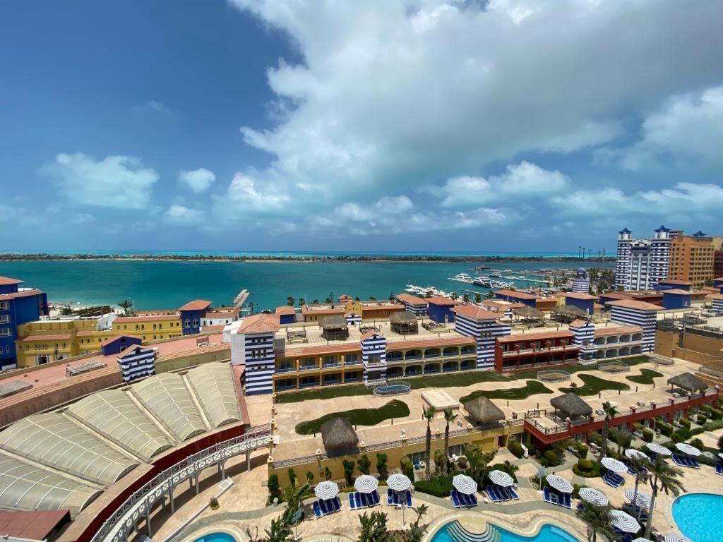 Porto Marina Resort Chalets Families Only El Alamein Kültér fotó